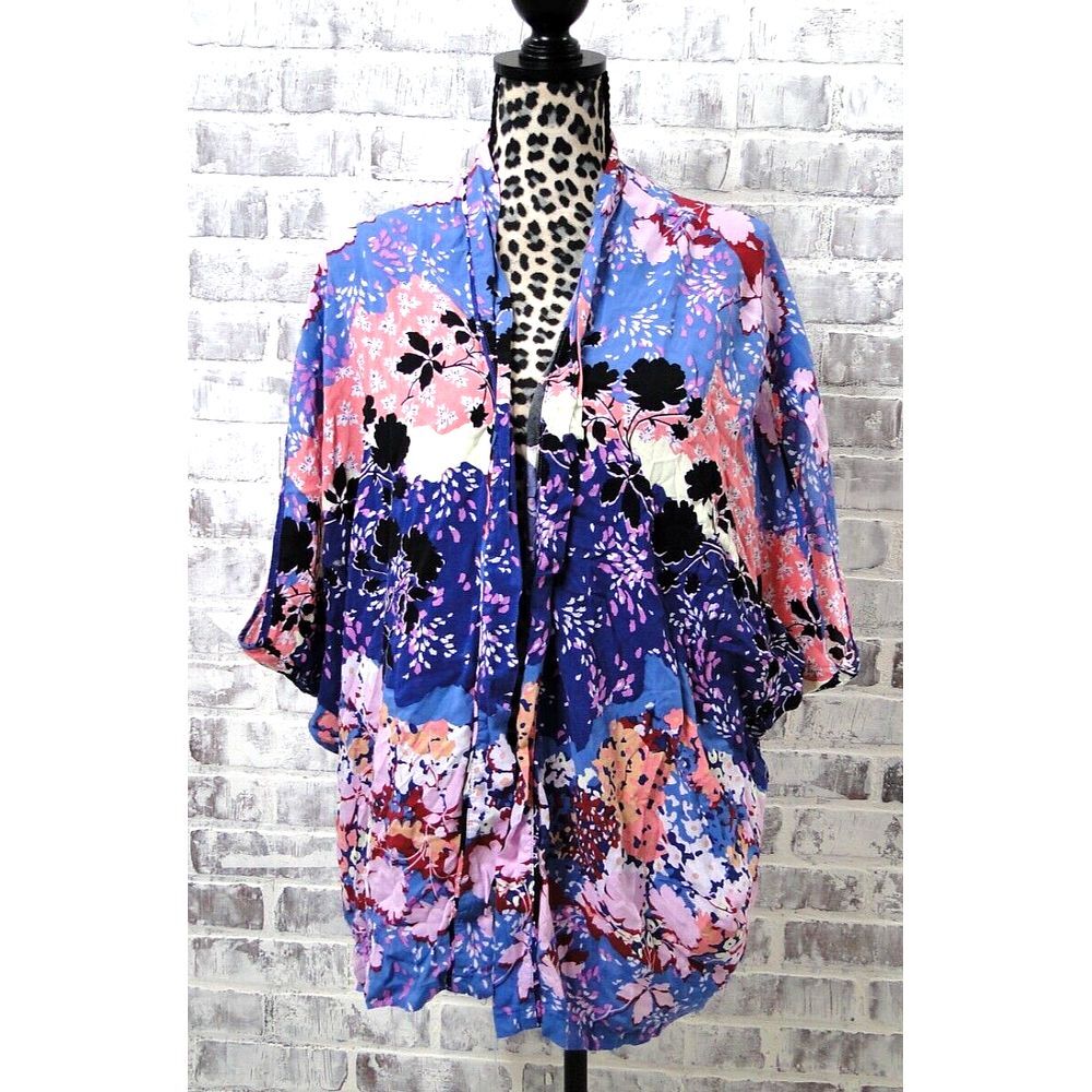 Victoria Secret Cover-up XS‎ Floral Pattern Waist Length